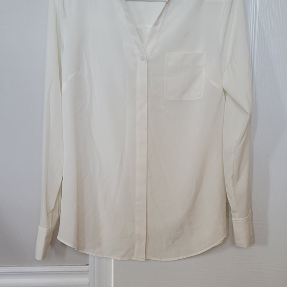 Womens RW&Co button down - Picture 2 of 4